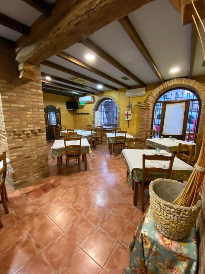 Hotel Posada Del Cid Terrer Esterno foto